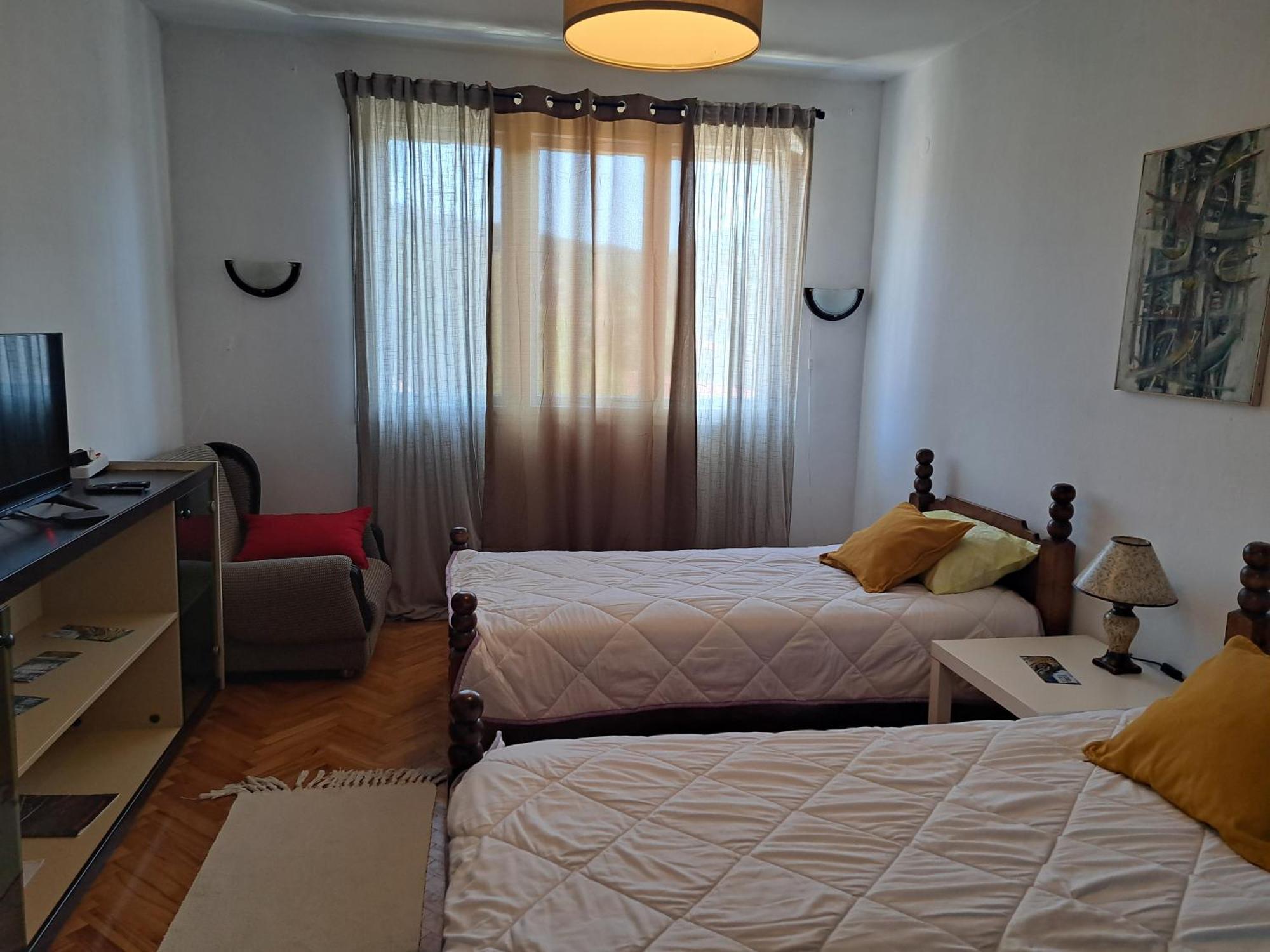 Faris Apartment Долни Милановац Екстериор снимка