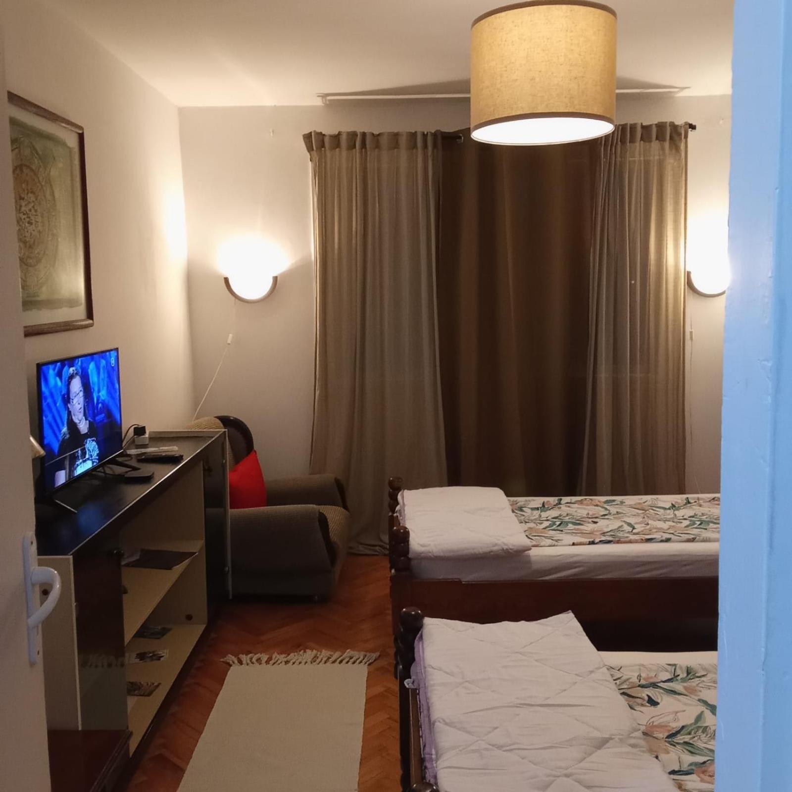 Faris Apartment Долни Милановац Екстериор снимка